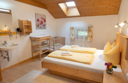 Niederau House | Hartlhof Urlaub am Baby- und Kinderbauernhof