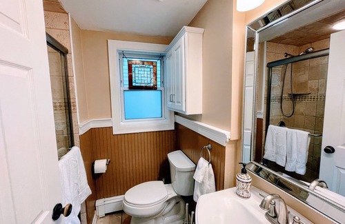 Lower Allston Apartment | Harvard Allston 2FL 3-Bedroom 2-Bath Suite