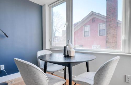 Mid-Cambridge Apartment | Harvard Sq 1BR w WD nr Harvard University BOS-183