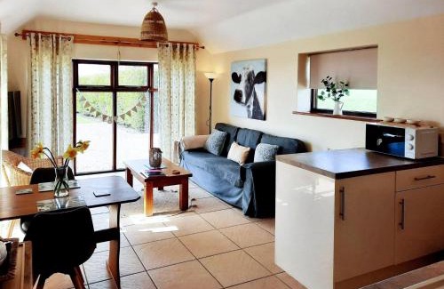 Alford House | Harvest Cottage