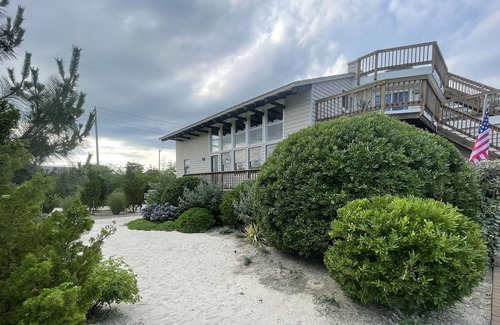 Harvey Cedars House | Harvey Cedars 4 Bedroom 2 full bath Ocean Block with Water Views