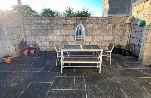 Bath Cottage | Hatfield Cottage, Bath - period, 3-bed cottage