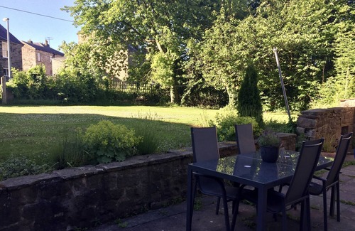 Hathersage Cottage | Hathersage, Peak District National Park, Derbyshire, England