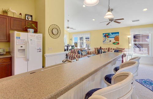 Hatteras Condo | Hatteras 2BR | Water Views, Pool & Boat Slip