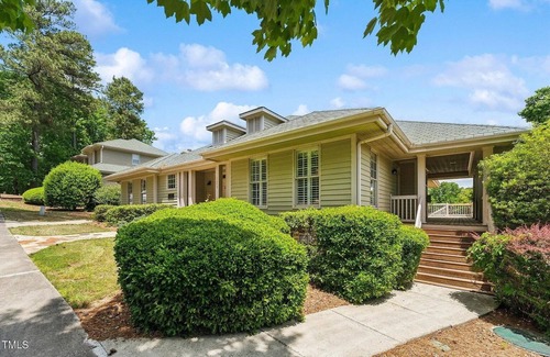 Chapel Hill House | Hatteras Cottage at Governor's Club