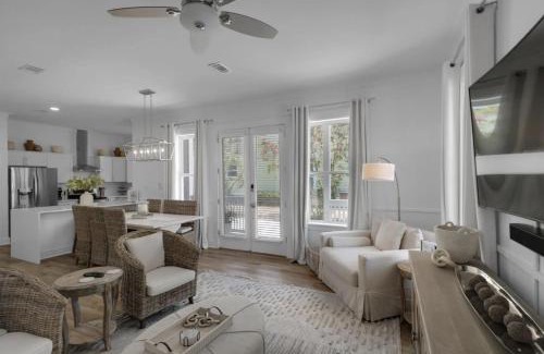 Village of Sugar Beach House | Hattie's Hideawy at Seacrest