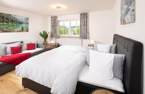 Oberstdorf Apartment | "Haus 18" - Annehmlichkeiten von 4-Sterne Familien-und Wellnesshotel Viktoria können mitgenutzt werden