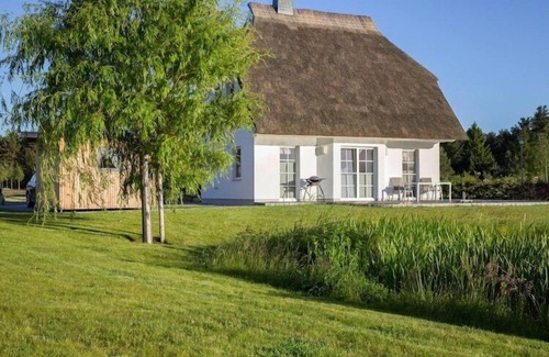 Fuhlendorf House | Haus an der Bodden-Lagune mit Sauna