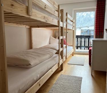 Graen House | Haus Capella