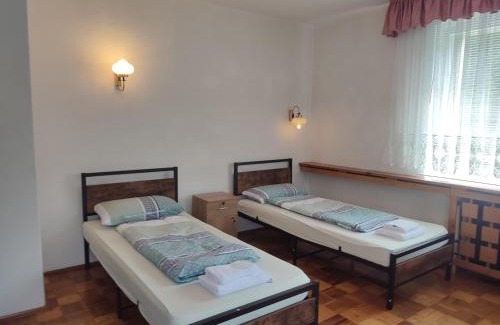 Bad Elster Apartment | Haus "Grimberg" FeWo 1-Stock