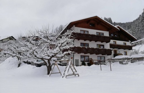 Jerzens Apartment | Haus Hackl - Ferienwohnung/appartement