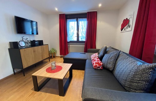 Hoechenschwand Apartment | Haus Hagenbucher in the center of Dorf am Himmel FEWO 1, with balcony