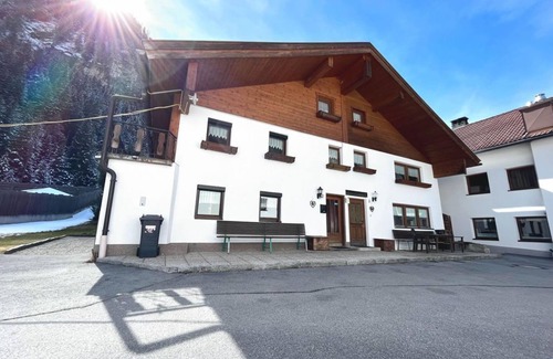 Sankt Leonhard im Pitztal Apartment | Haus Paula - Brüggler's Ferienhäuser