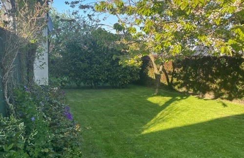 Vogelsang-Grunholz House | Haus Rascher - Kamin, Wintergarten, Badewanne, Terrasse, Eingezäunter Garten
