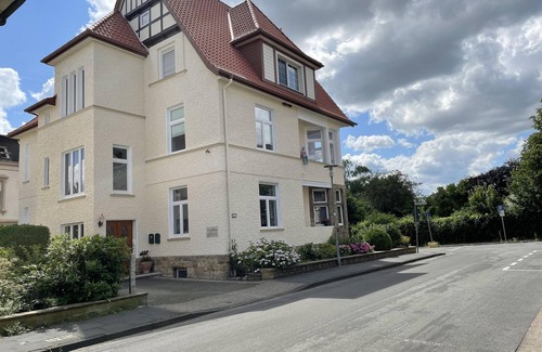 Bad Salzuflen Apartment | Haus Rosa - Apartment/apartment, shower and bathtub, 3 bedrooms