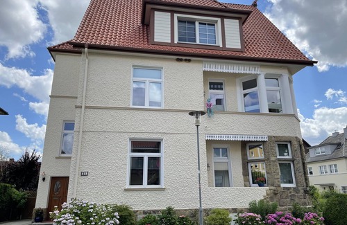 Bad Salzuflen Apartment | Haus Rosa - Apartment/apartment, shower and bathtub, 3 bedrooms