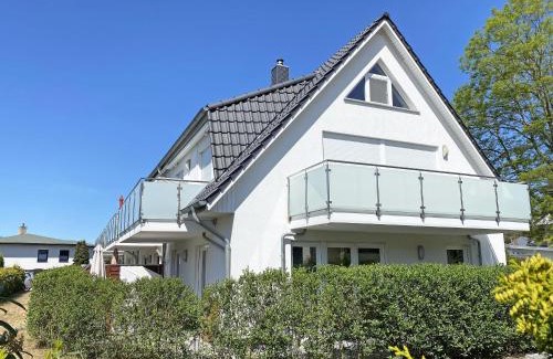 Thiessow Apartment | Haus Sanddorn - Ferienwohnung 7 mit Südbalkon