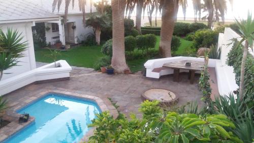 Walvis Bay Bed & Breakfast | Haus Schaaf b&b