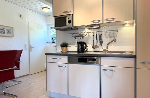 Stickenbuttel Apartment | Haus Strandgold - Strandgold 1 - Cozy vacation apartment with terrace and