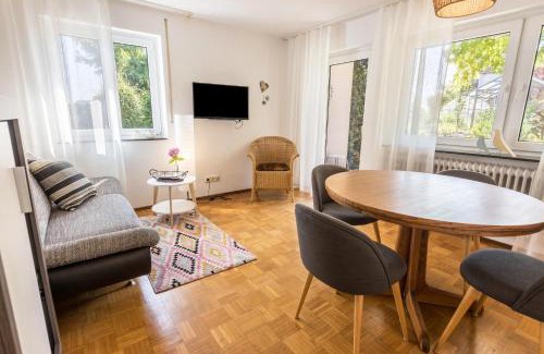 Gaienhofen Apartment | Haus Unterseeblick - Rosengarten