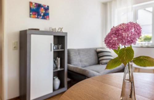 Gaienhofen Apartment | Haus Unterseeblick - Rosengarten