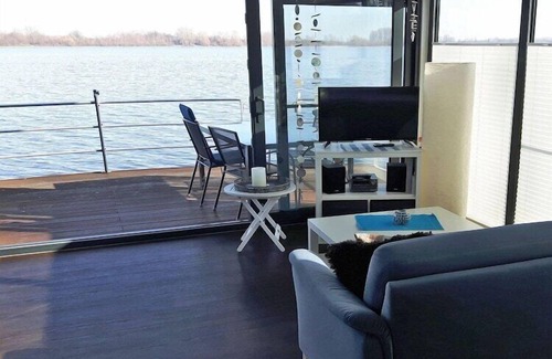 Vynen Boat Rental | Hausboot am Xantener Nordsee