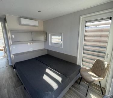 Klitten Boat Rental | Hausboot Dicke Bärta