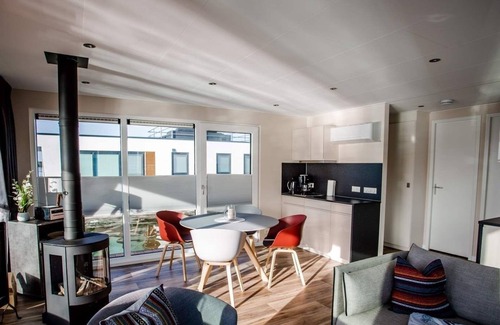 Ribnitz Apartment | Hausboot für 4 Gäste mit 45m² in Ribnitz-damgarten