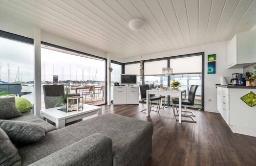 Barth Boat Rental | Hausboot in Barth am Barther Bodden