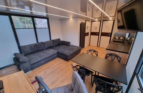 Kaßlerfeld Boat Rental | Hausboot Lore