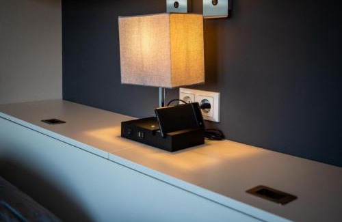 Klitten Boat Rental | Hausboot Malibu Sunrise