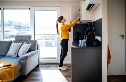 Klitten Boat Rental | Hausboot Malibu Sunrise