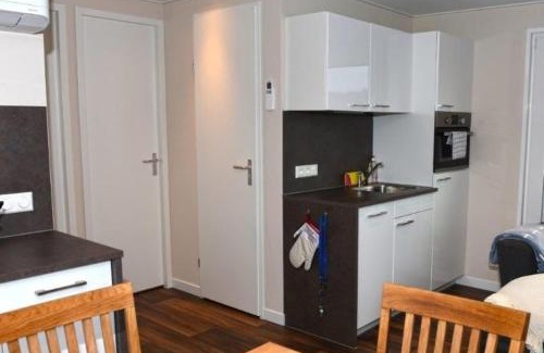 Klitten Boat Rental | Hausboot Vroni