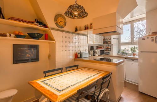 Notre-Dame-des-Champs Apartment | Haussmann Beauty in the 6th, by Veeve
