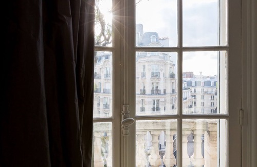 Notre-Dame-des-Champs Apartment | Haussmann Beauty in the 6th, by Veeve