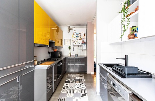 L'Europe Apartment | Haussmannian Light, by Veeve