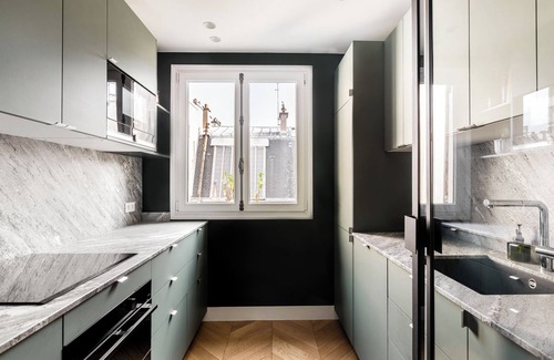 Pigalle Apartment | Haussmannian Pigalle/Sacré-Coeur apartment