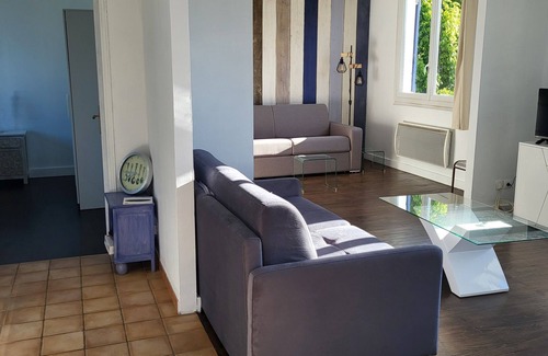 Vendays-Montalivet House | Haut de Villa+jardin Montalivet 4 Couchages+piscine à 850m Océan/350m du Marché