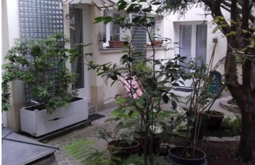 Arts-et-Metiers Apartment | Haut Marais, rue Volta, 2 bedrooms, 2 bathrooms