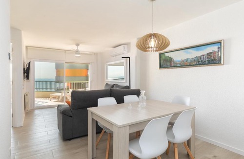 Platja d'Aro Apartment | Hauzify I Apartaments SuperBeach