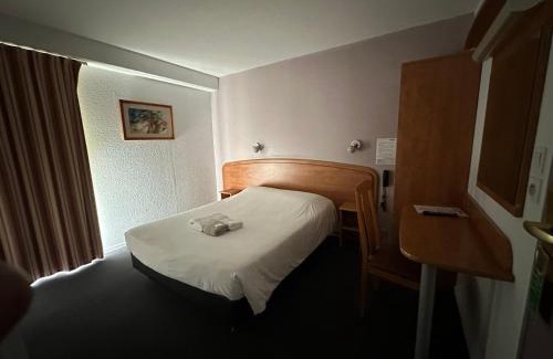 Malay-le-Grand Hotel | HAVANA Hôtel