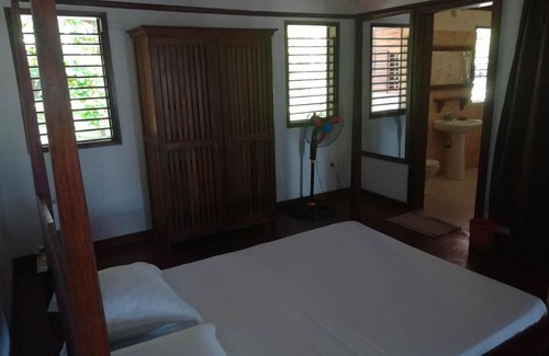 Nosy Be House | Have a relaxing vacation right on the beach enjoying the locations amenities