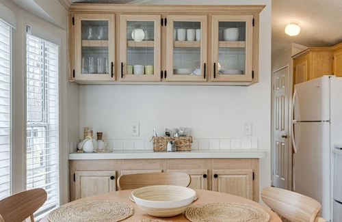Monteagle Cottage | Have the Sweetest Dreams @ the Honey Bear Cottage!