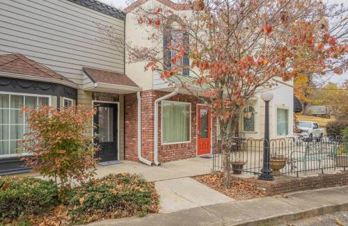 Demorest Apartment | Haven at Hazel ~ Downtown Studio