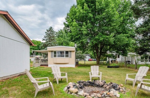 King House | Haven at the Harbor - Chain of Lakes!