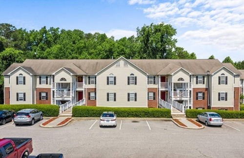 Fayetteville Condo | Haven Away From Home Ideal For Long Term Stays