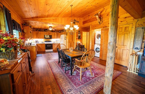 Murphy Cabin | Haven in the Hills! Spectacular Views, River Access, & 5-Star Amenities!