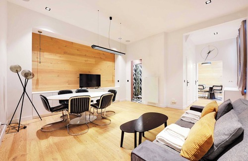 Chaussee-d'Antin Apartment | Haven of peace-2BR/4P- Opera Garnier/Madeleine
