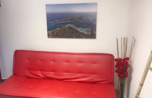Destrellan House | Haven of Peace - Baie-Mahault