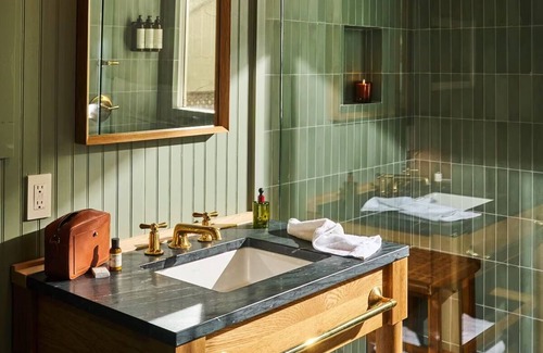 Guerneville Hotel | Haven of Relaxation! 2 Comfortable Units, Minutes to Sunset Beach County Park